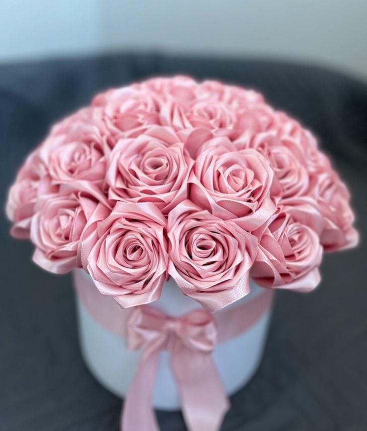 Rose Poudrée - Box de Roses Éternelles