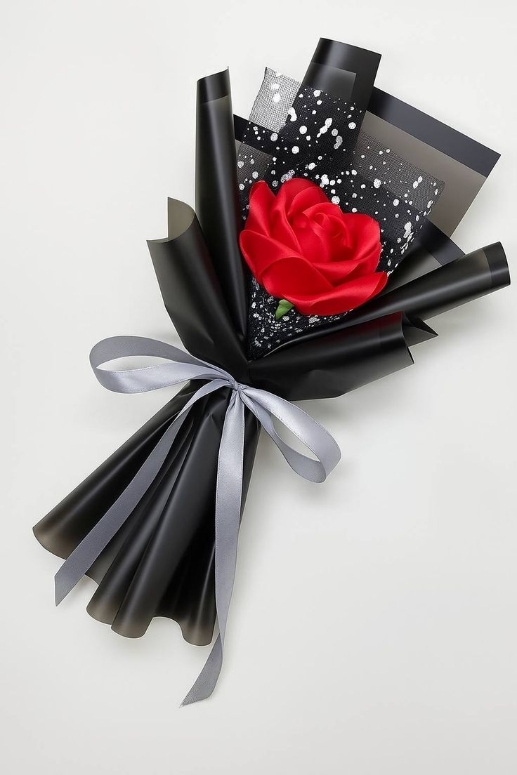 Rose Étoilée - Bouquet Minimaliste Glamour